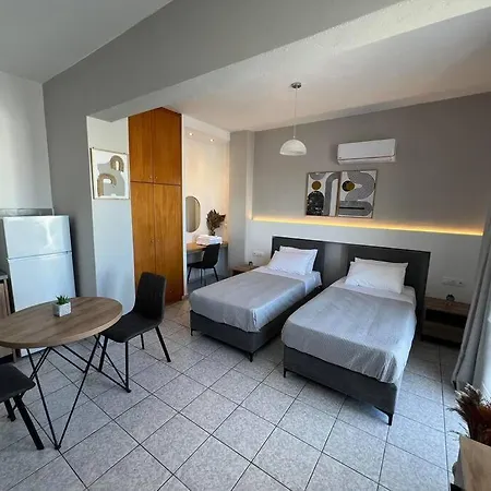 Ilias Nest 4