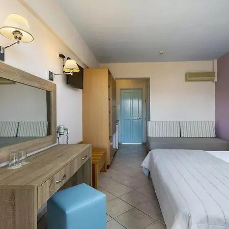 Hotel Kalimera Mare 3*