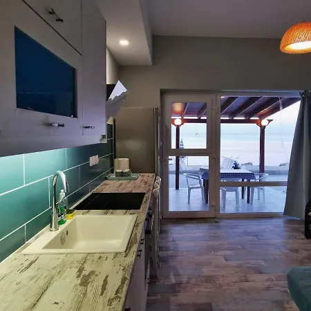 Aparthotel Pillbox Seafront And