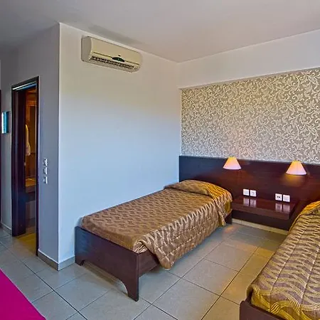 Hotel Akti Club