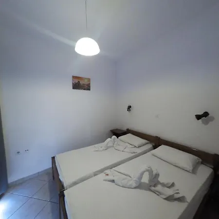 Harriets Aparthotel