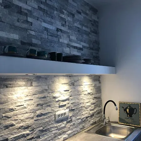 Apartment Marmaraki &