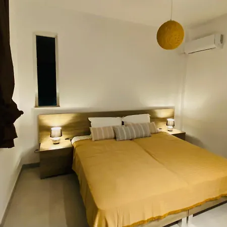Apartment Marmaraki & *