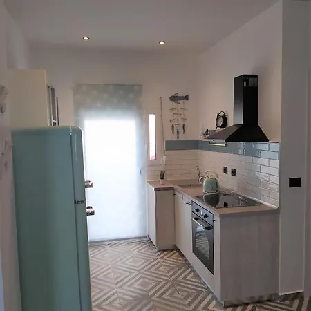 Apartment F & P *