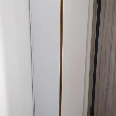 Apartment F & P