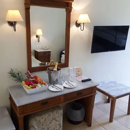 Asteras Hotel 4*