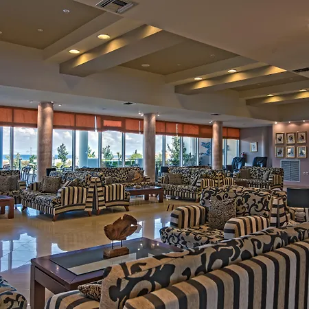 Sovereign Hotel 5*