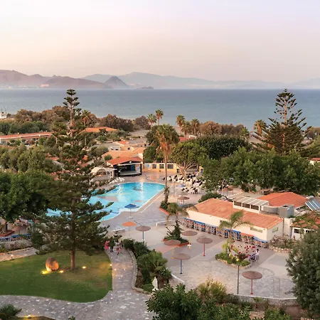Grand Blue Hotel