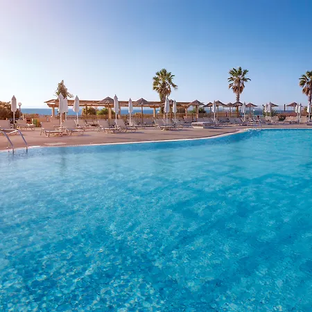 Grand Blue Hotel