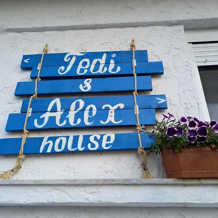 Tedi&alex House *