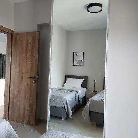 Manolakis House Apartment *