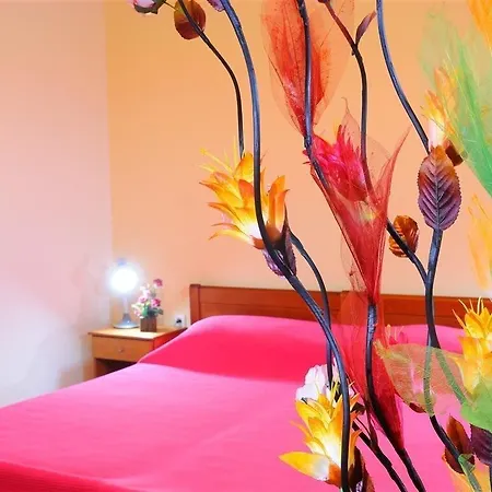 Aparthotel Nikos 2 & 2*