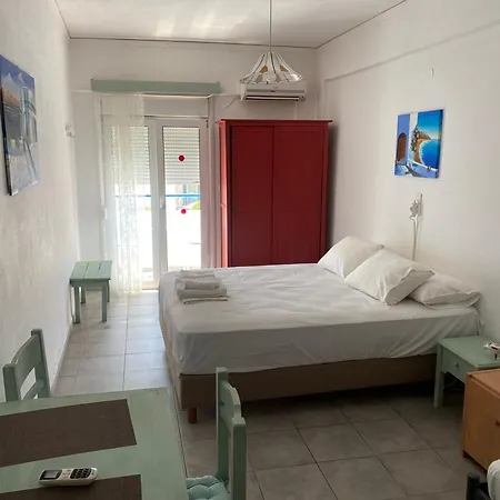 Annoula And Apartment *