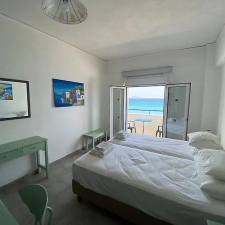 Apartment Annoula And *