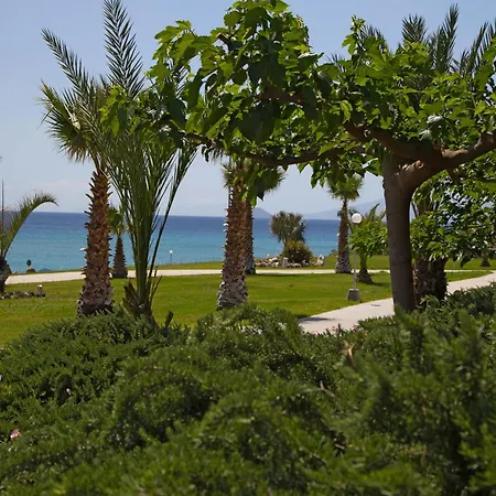 Grand Blue Hotel 5*