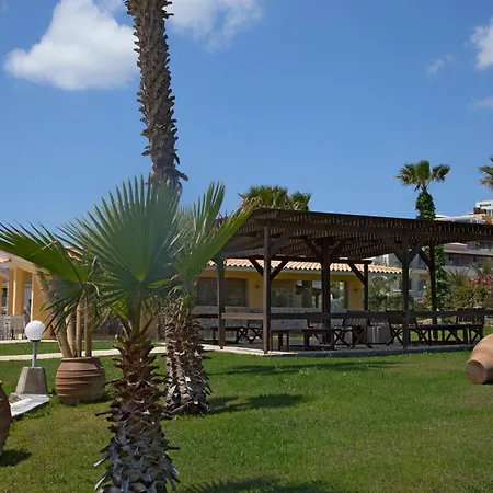 Grand Blue Hotel 5*
