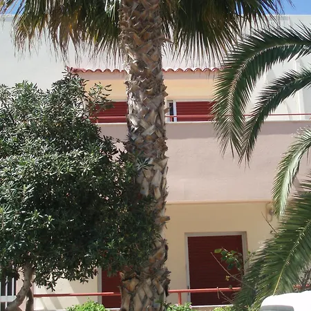 Aparthotel Zouboulia 2*