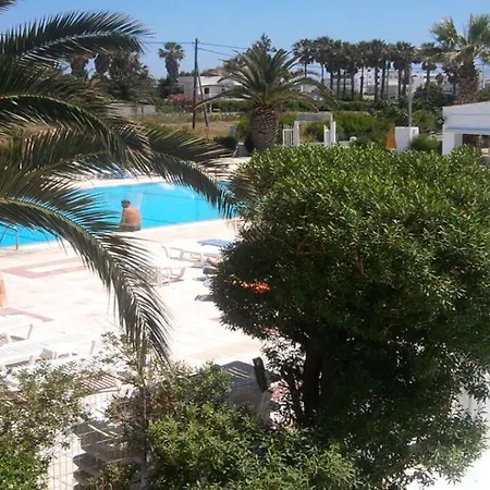 Aparthotel Nikos 2 &