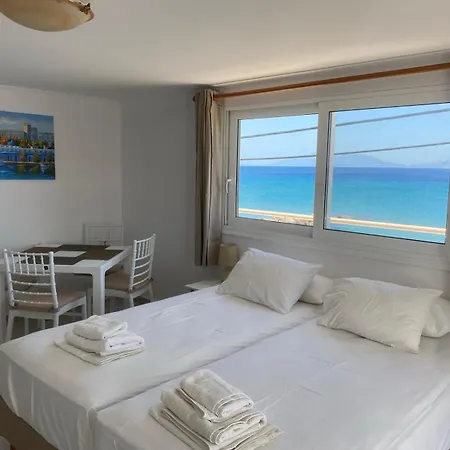 Annoula And Apartment
