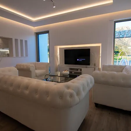 Villa Bianca Luxury House *