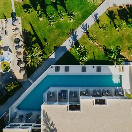 Sovereign Hotel 5*