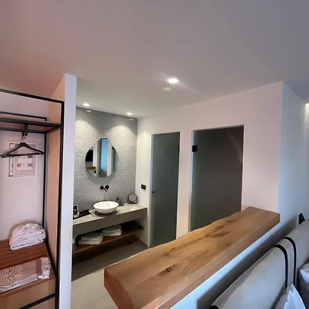 Nissea Boutique 5*