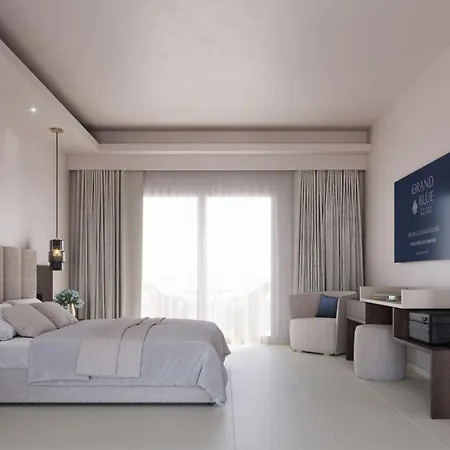 Grand Blue Hotel
