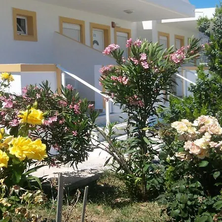 Nikos 2 & Aparthotel Kardamena (Kos)