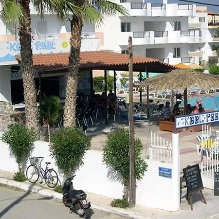 Hotel Peters Kool Pool Apts