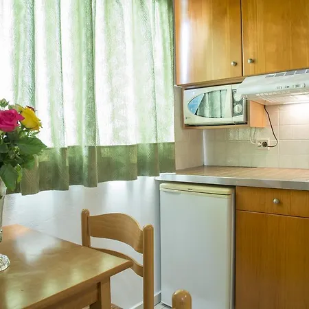 Aparthotel Agrellis