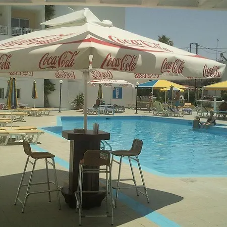 Kris Mari Hotel 3*