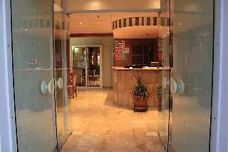 Elga & Hotel 2*