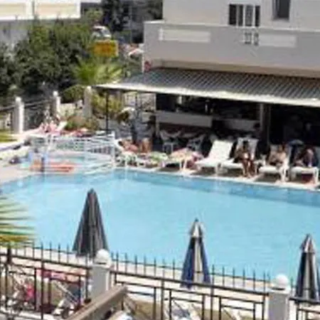 Zouboulia 2*