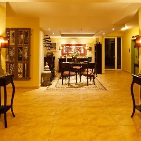Nicolas Grand Hotel