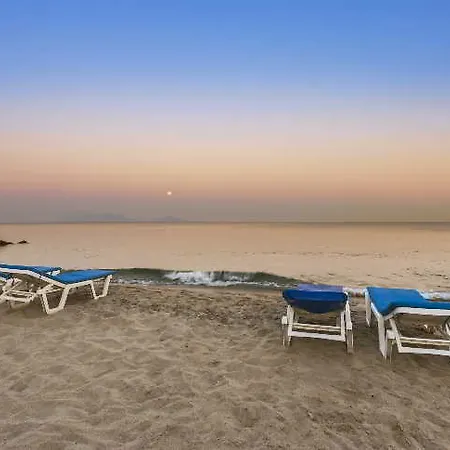Olympia Mare Aparthotel 2*
