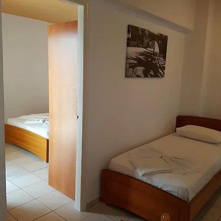 Agrellis Aparthotel 3*