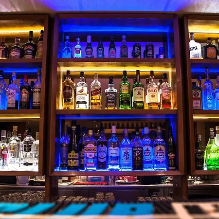 Hotel Elga &