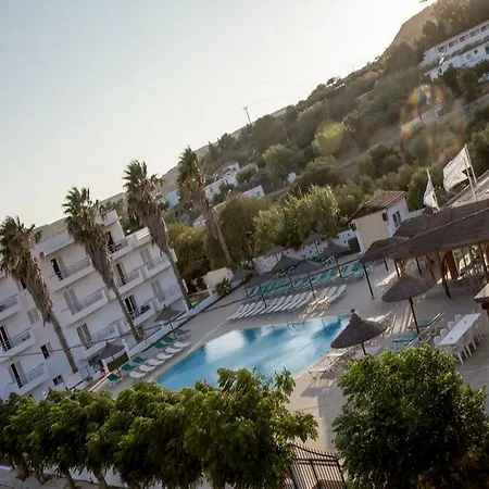 Hotel Elga 2*