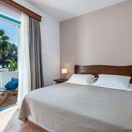 Olympia Mare Aparthotel