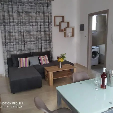 Fotaki's - Comfortable Newbuilt 2 Bedroom Home, 20 Meters From The Sea Apartment Kardamena (Kos)