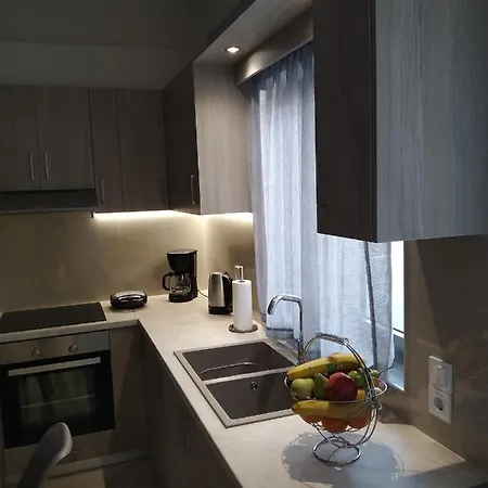 Apartment Fotaki's - Comfortable Newbuilt 2 Bedroom Home, 20 Meters From The Sea