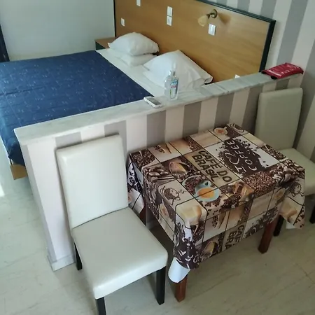 Aparthotel Paraschos Kos