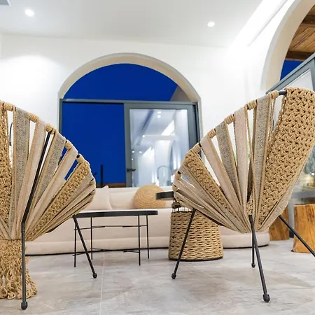 Hotel Blu &