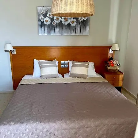 Aparthotel Philippos &