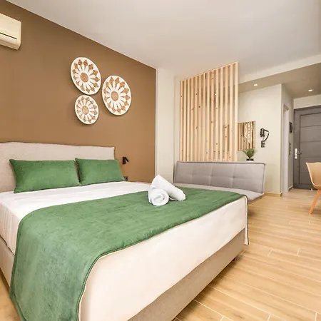 Hotel Nicolas Grand 4*