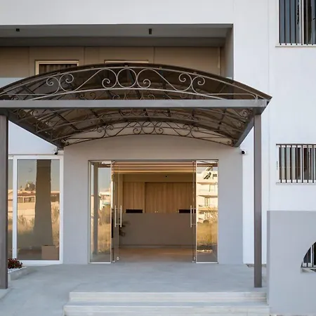 Hotel Nicolas Grand 4*