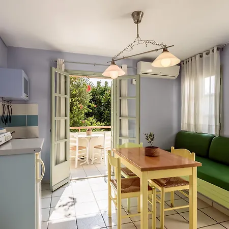 Nissia Kamares Aparthotel