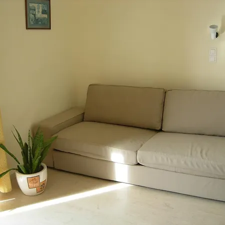 Aparthotel Philippos & 3*