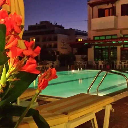 Aparthotel Philippos & 3*