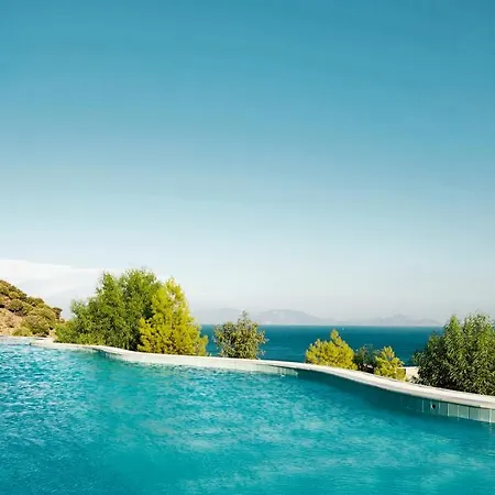 Mitsis Family Village 4*